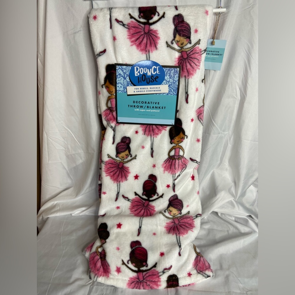 Bounce House Decorative Throw Ballerinas 50” x 60” NWT